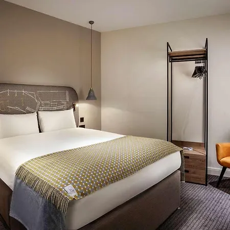 York Place Hotel 4*