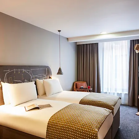 York Place Hotel 4*