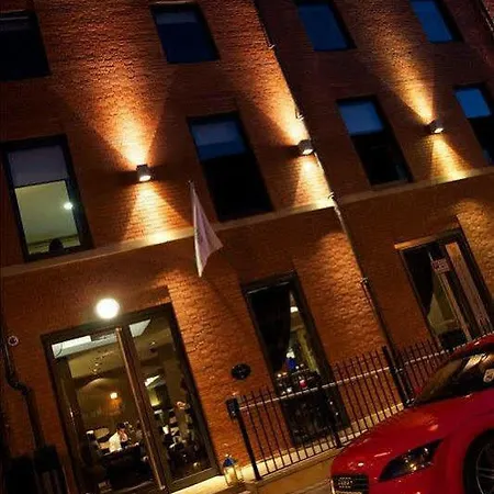 York Place Hotel 4*
