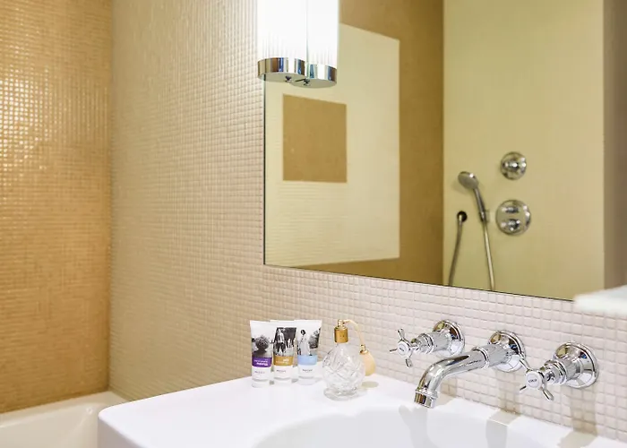 Ξενοδοχείο York Place 4*