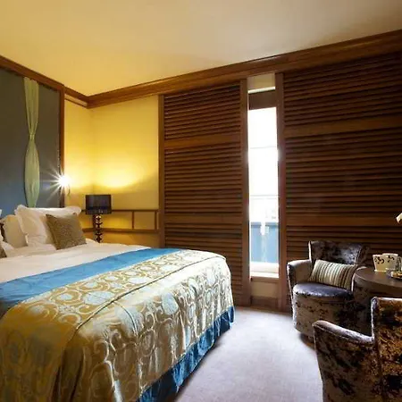 York Place Отель Лидс