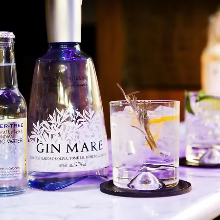 Отель York Place