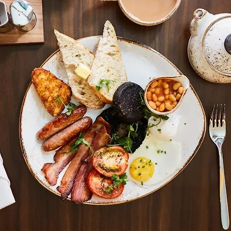 Отель York Place 4*